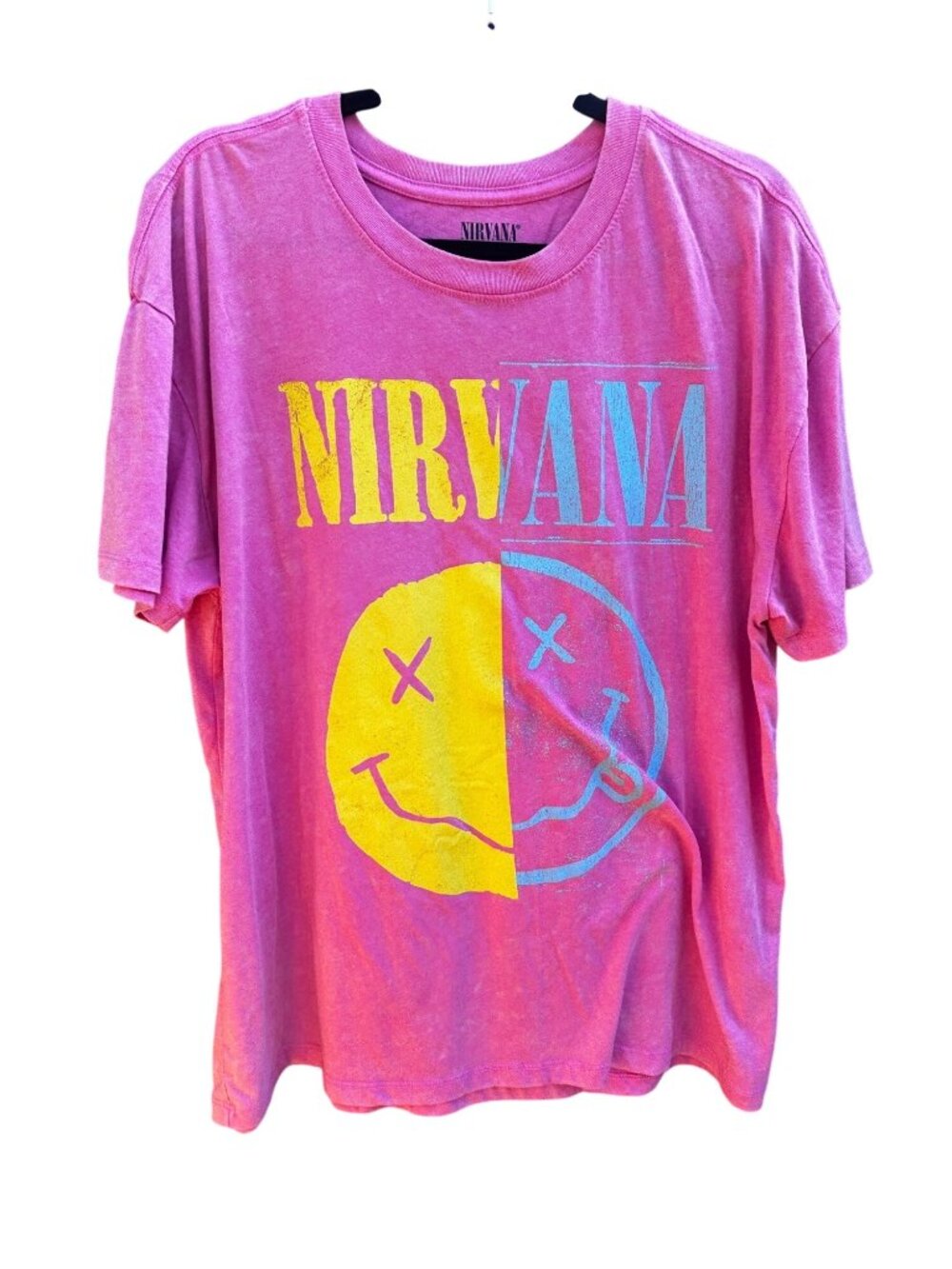 Nirvana Live Pink Graphic T-Shirt Smiley Face Women's Size Medium 1948 - Picture 1 of 5